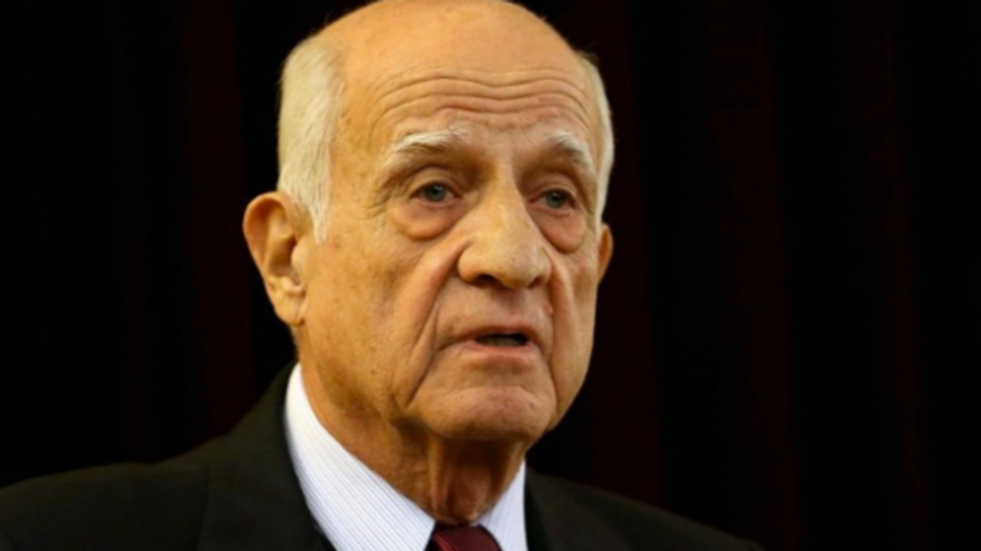 87 yaşında gelen evlilik miras kavgası çıkardı! İnan Kıraç'ın kızı vasi talebinde bulundu: Babama tuzak kurdular 6