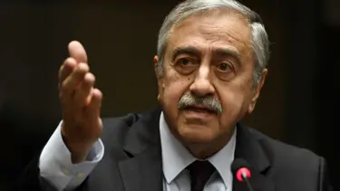 Akıncı: Mehter marşı değil dostluk türküleri istiyoruz