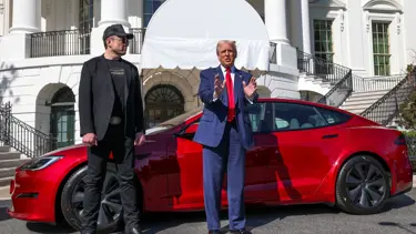 ABD Ticaret Bakanı'ndan yatırımcılara Tesla tavsiyesi: Bu kadar ucuz olması inanılmaz