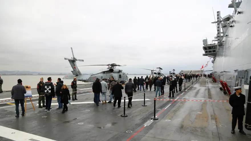 TCG Anadolu, Kocaeli’de ziyarete açıldı TCG Anadolu, Kocaeli’de ziyarete açıldı