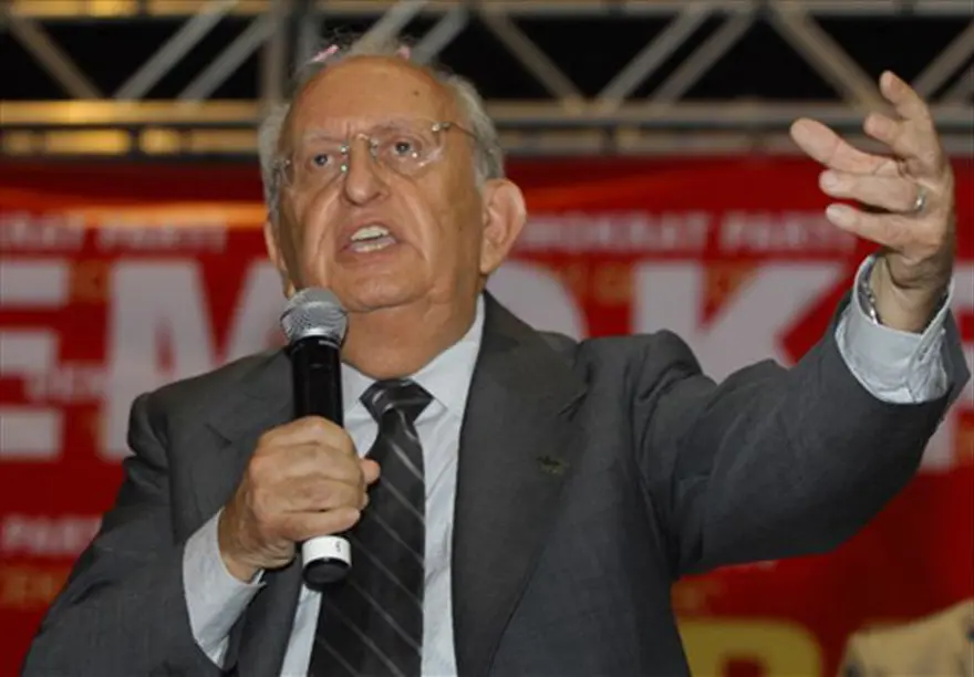 Demokrat Parti Kongresi 11