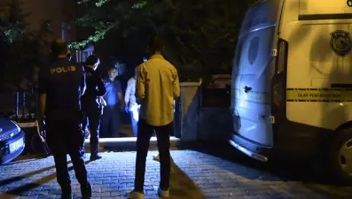 Silahla oynayan çocuk kazayla ablasını öldürdü