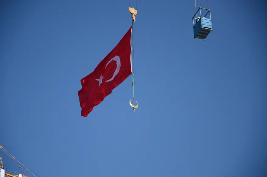 Çamlıca Camisi'nin alemi törenle yerleştirildi 6 Çamlıca Camisi'nin alemi törenle yerleştirildi 6