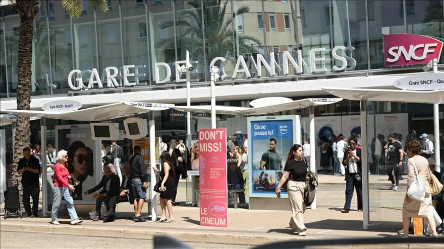 ELEKTRİK KESİNTİSİ GÖLGESİNDE SON GÜN 8