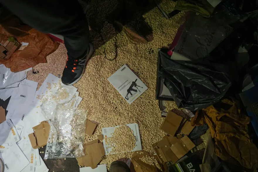 Suriye'de rejimin "narko-devlet" olduğunun en açık kanıtı: Esad'ın en büyük zehir deposu ortaya çıkarıldı 13