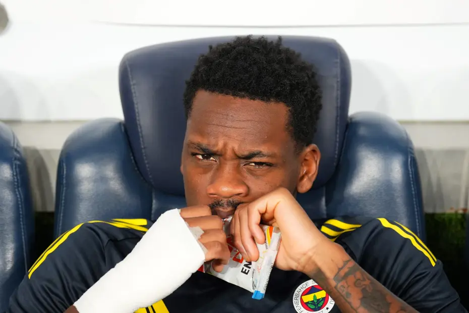  Fenerbahçeli Jhon Duran'a 2 maç ceza