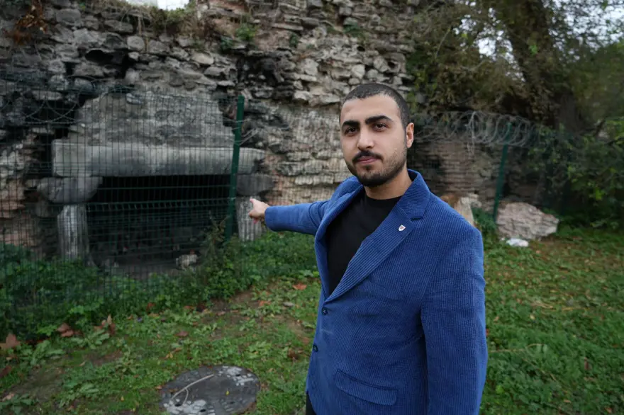 Doğu Roma döneminde geçiş kapısıydı: Bin 500 yıllık yapının son hali içler acısı 1 Doğu Roma döneminde geçiş kapısıydı: Bin 500 yıllık yapının son hali içler acısı 1