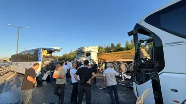 TEM Otoyolu'nda zincirleme kaza: Ölü ve yaralılar var