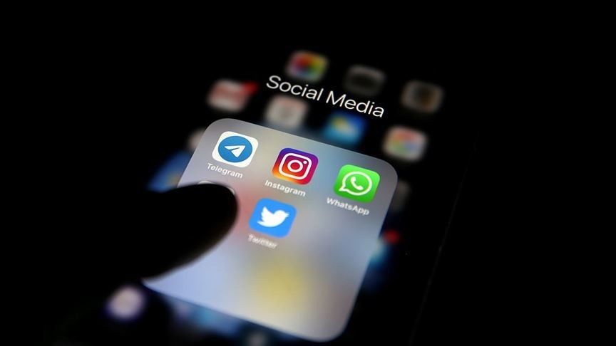 Fransa'da kamuda WhatsApp ve Telegram yasağı