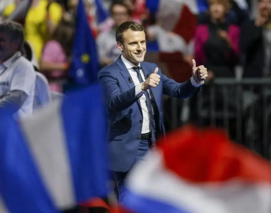 Fransa'nın yeni Cumhurbaşkanı Macron oldu (Emmanuel Macron kimdir?) 9 Fransa'nın yeni Cumhurbaşkanı Macron oldu (Emmanuel Macron kimdir?) 9