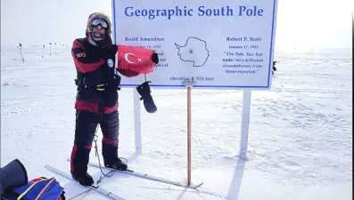 Güney kutbuna Türk Bayrağı diken Ali Rıza Bilal'in hedefi Grönland: "Bu kez kutup ayısı riski var"