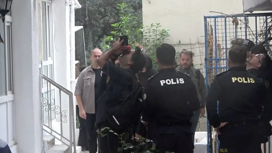 GÜVENLİK KAMERA GÖRÜNTÜSÜ TÜBİTAK'A GÖNDERİLDİ 4 GÜVENLİK KAMERA GÖRÜNTÜSÜ TÜBİTAK'A GÖNDERİLDİ 4