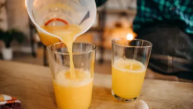 Kalp sağlığı için portakal suyu Günlük tüketim kolesterolü ve kan basıncını nasıl düşürebilir