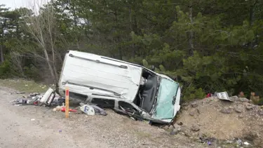 Kontrolden çıkan otomobil takla attı: 3 yaralı