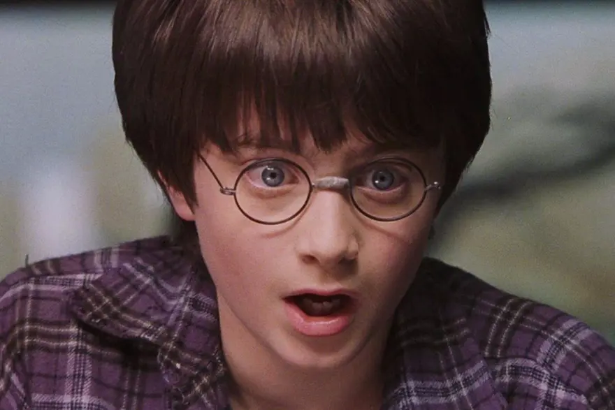 Harry Potter yıldızının serveti dudak uçuklattı: Son filmin üzerinden 14 yıl geçti 3 Harry Potter yıldızının serveti dudak uçuklattı: Son filmin üzerinden 14 yıl geçti 3