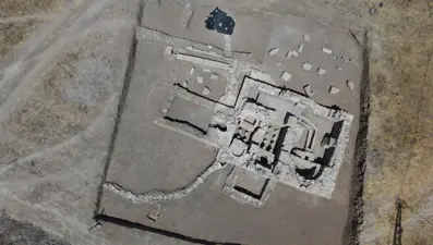 Fidan dikerken keşfedilen bin 700 yıllık Roma hamamı: Caldarium ortaya çıktı