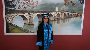 Kızına örnek olmak istedi: 48 yaşında üçüncü üniversitesini tamamladı
