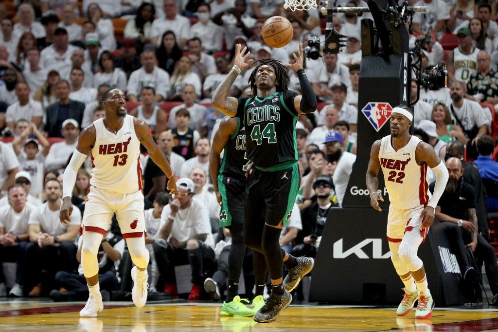 Celtics, NBA Doğu Konferansı final serisinde 3-2 öne geçti