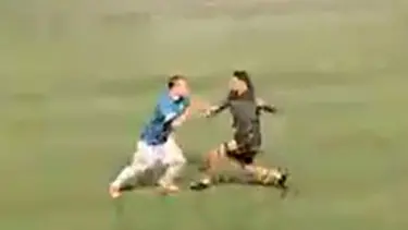 Halı saha maçında yumruklar konuştu