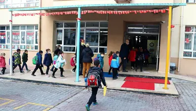 Okullarda ikinci ara tatil ne zaman bitecek? Nisan tatili bitiş tarihi