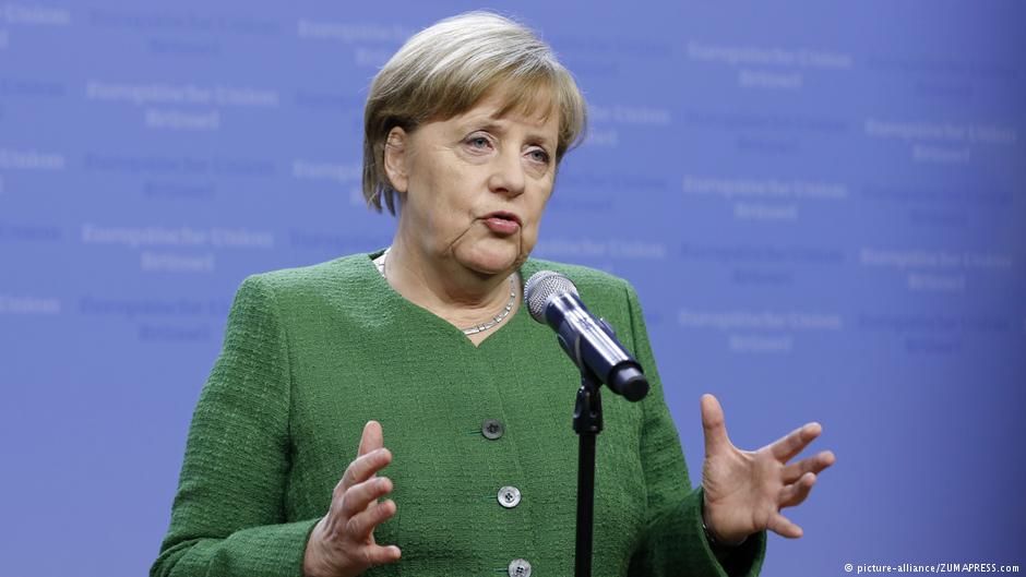 Merkel koalisyonda yer alacak bakanlarını açıkladı