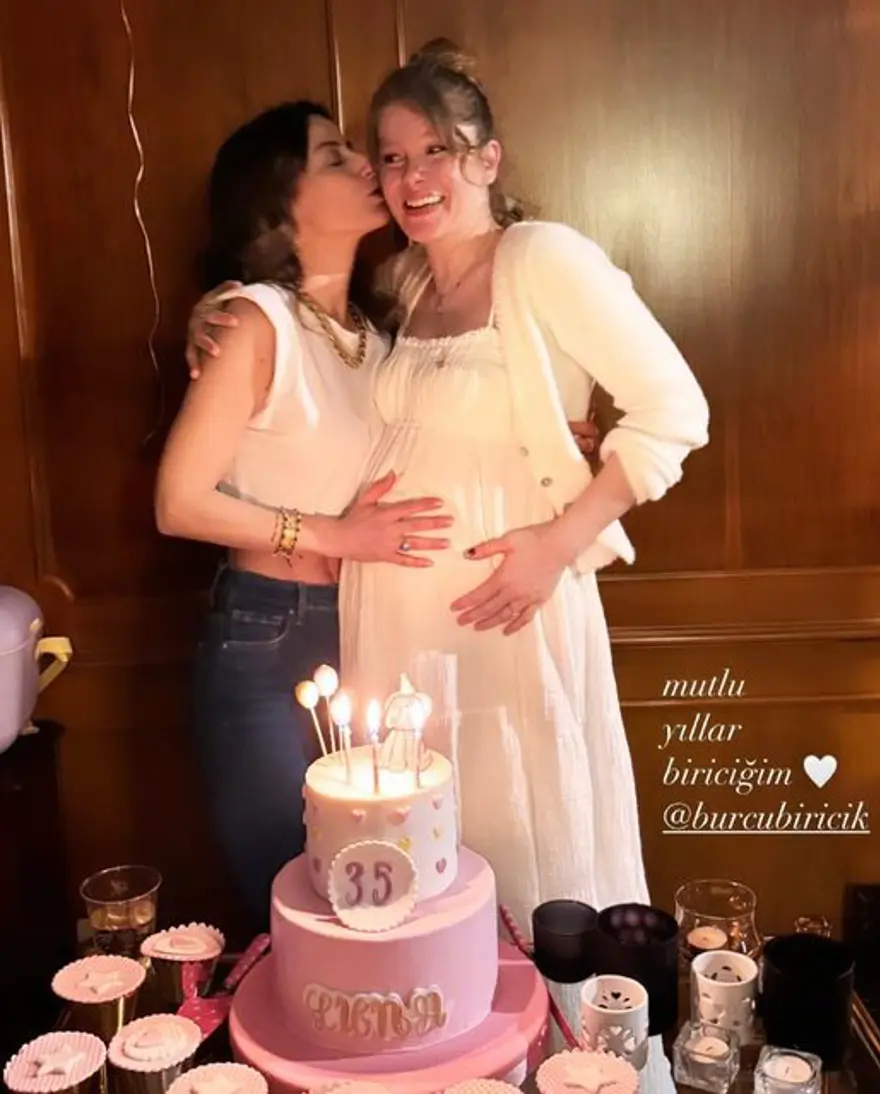 İlk kez anne olacak: Burcu Biricik kızının adını açıkladı 4 İlk kez anne olacak: Burcu Biricik kızının adını açıkladı 4