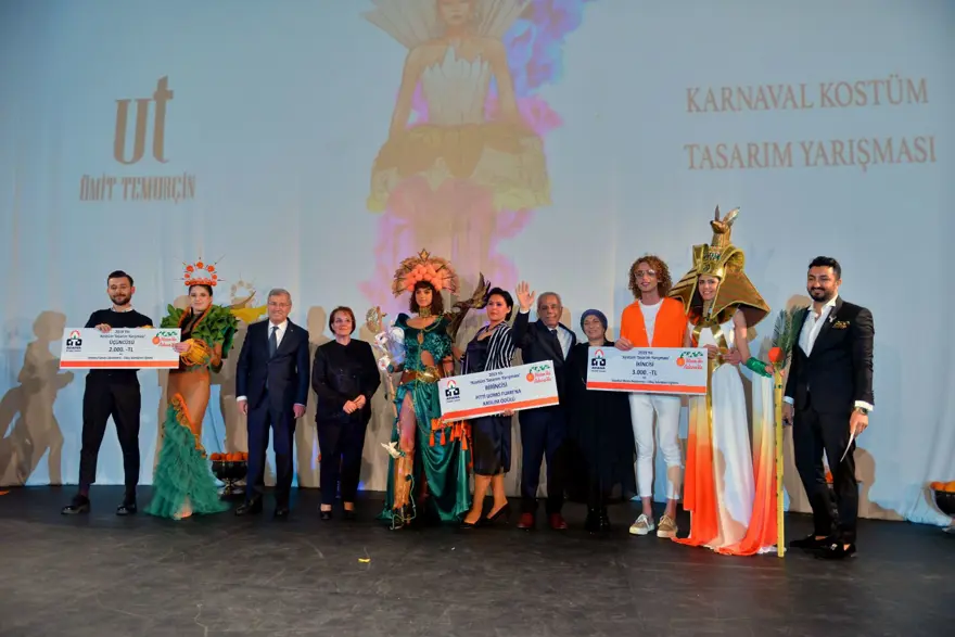 Portakal Çiçeği Karnavalı'nın en iyi kostümleri ödüllendirildi 