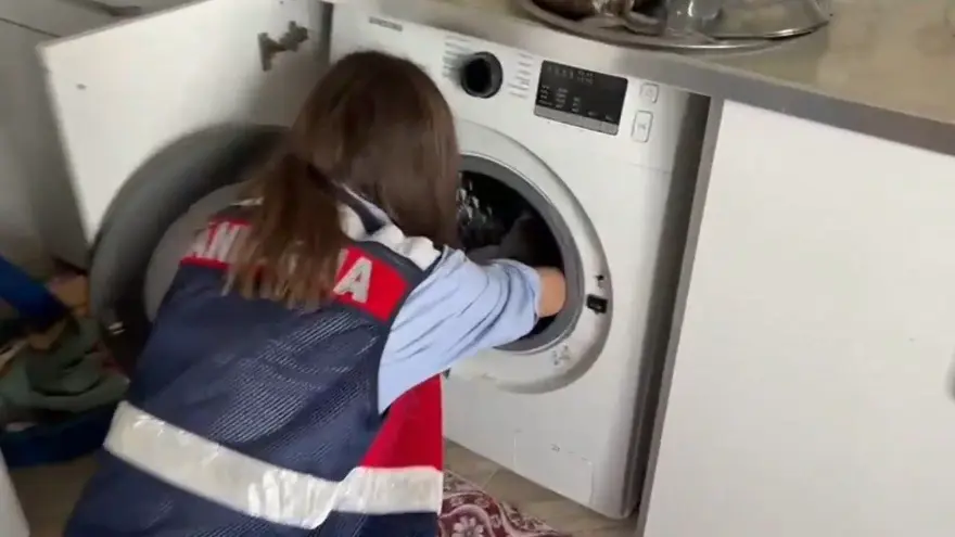 14 eve baskın: Hepsi çamaşır makinesinden çıktı! 