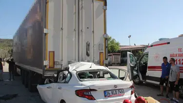 Manisa'da feci kaza: Baba ve 3 çocuğu hayatını kaybetti