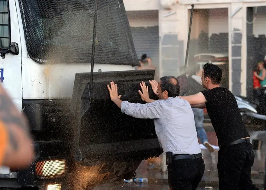 Taksim'de gerginlik 90