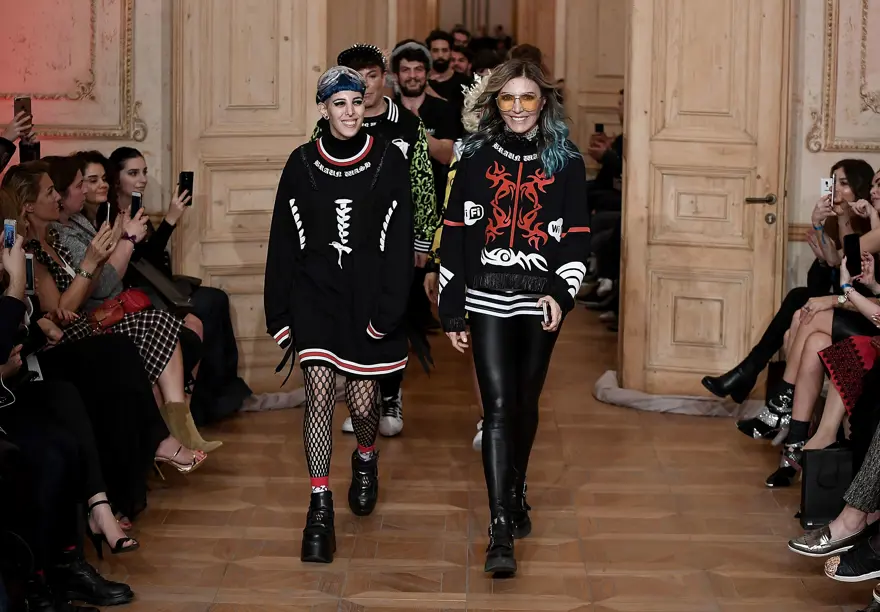 Klozetli selfie damgası (Fashion Week İstanbul) 11
