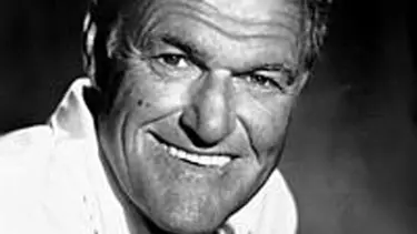 Charles Napier hayatını kaybetti