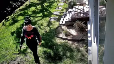 ABD polisinin ünlü sanatçının eşini vurduğu anlar