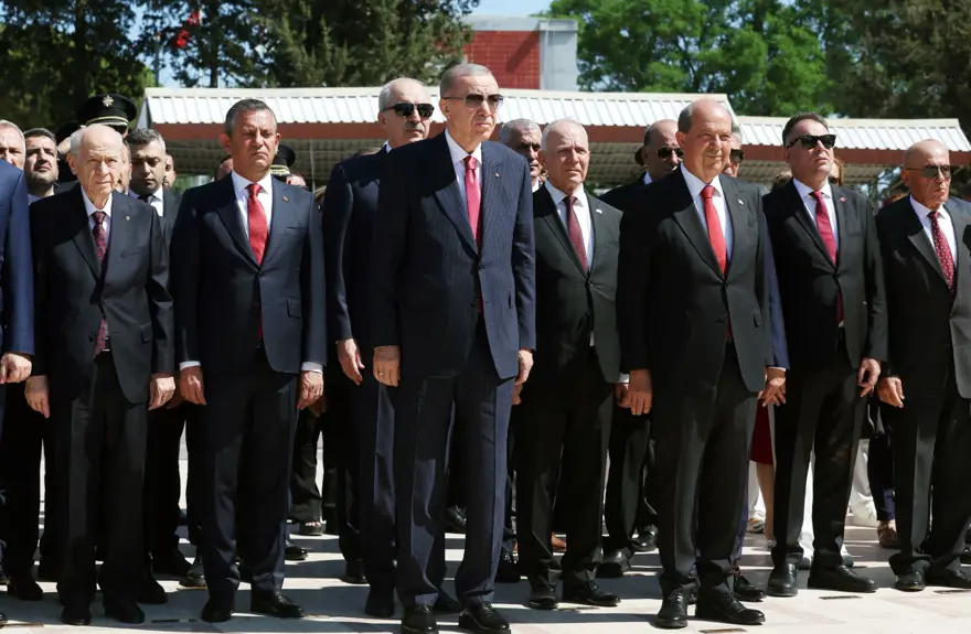 KKTC’de 50’nci yıl coşkusu | Cumhurbaşkanı Erdoğan: Müzakereye ve çözüme hazırız 2 KKTC’de 50’nci yıl coşkusu | Cumhurbaşkanı Erdoğan: Müzakereye ve çözüme hazırız 2