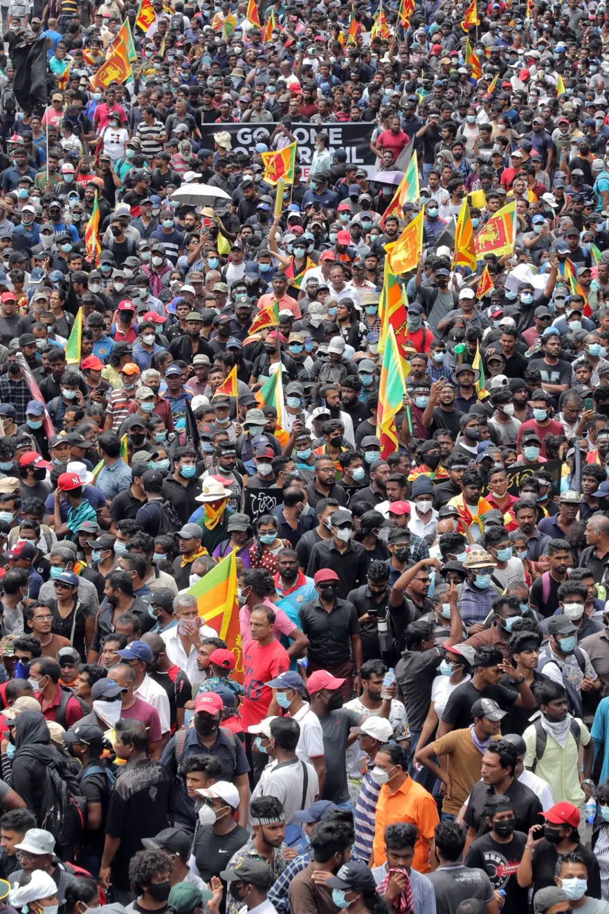 Sri Lanka'da son durum: Başbakan ve Devlet Başkanı'ndan istifa kararı 20 Sri Lanka'da son durum: Başbakan ve Devlet Başkanı'ndan istifa kararı 20