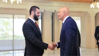 Suriye'de kritik görüşme: Şara ve Barrack bir araya geldi