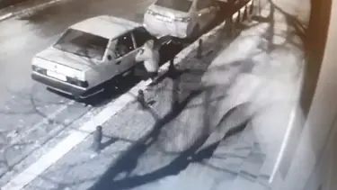 İstanbul'da park halindeki otomobilleri çalan 2 şüpheli yakalandı