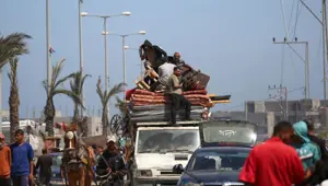 İsrail kuşatmayı genişletiyor: Refah'ın doğusu için yeni tahliye emri!
