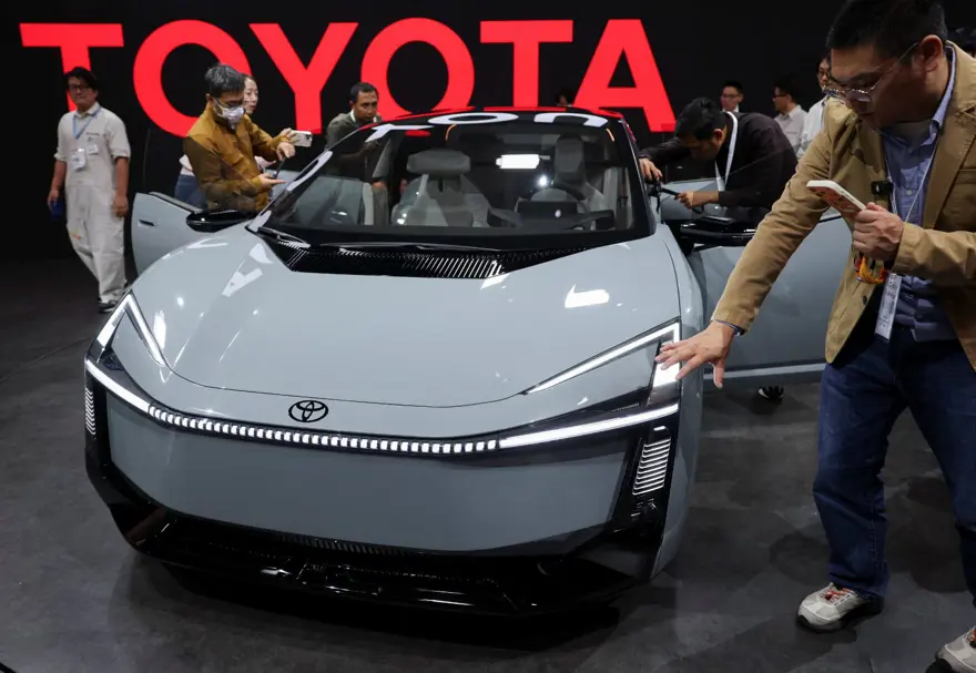 Toyota Corolla yenilendi... Konsept resmen görücüye çıktı Toyota Corolla yenilendi... Konsept resmen görücüye çıktı