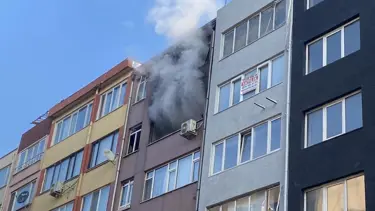 Kadıköy’de 6 katlı binada yangın paniği