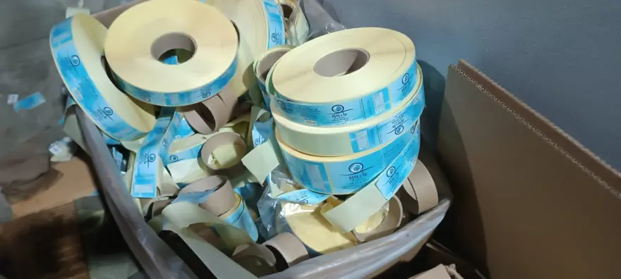 Suudi Arabistan eski kralı adına sahte etiket bastılar,  musluk suyunu Zemzem diye satmaya çalıştılar 2