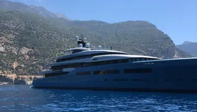 4 kattan oluşuyor, 40 odası var… İngiliz devinin patronununmega yatı Fethiye’de