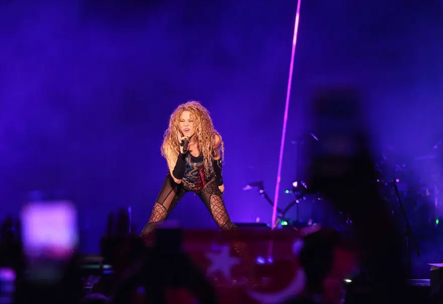 Shakira, İstanbul, El Dorado Dünya Turnesi, Vodafone Park 3