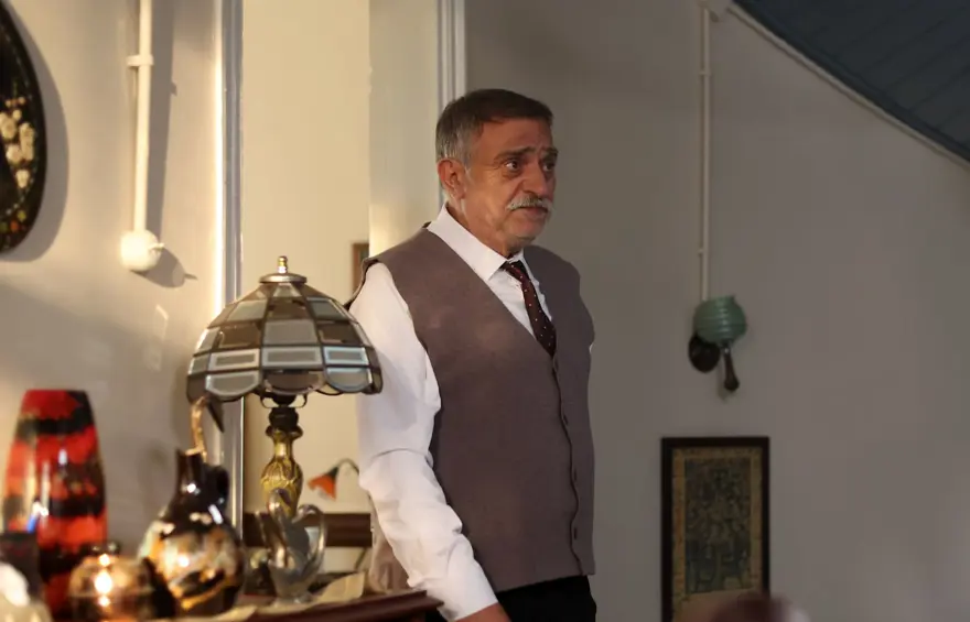 ŞEHRAZAT, BÜYÜKBEY’DEN YARDIM İSTEDİ 1 ŞEHRAZAT, BÜYÜKBEY’DEN YARDIM İSTEDİ 1