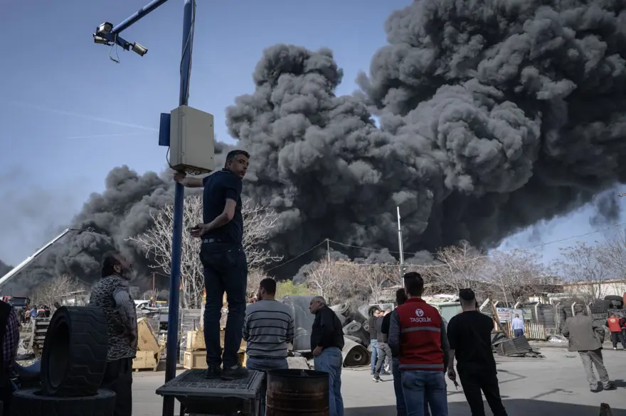 Ankara’dakibüyük yangın neden çıktı? “Bakırları ayrıştırmak için ateş yaktılar, patlamaoldu” 8