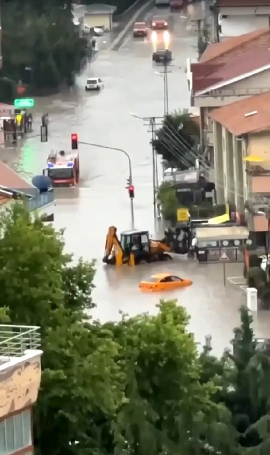 Ankara'daki sel can aldı: Bir ölü, bir kayıp 2