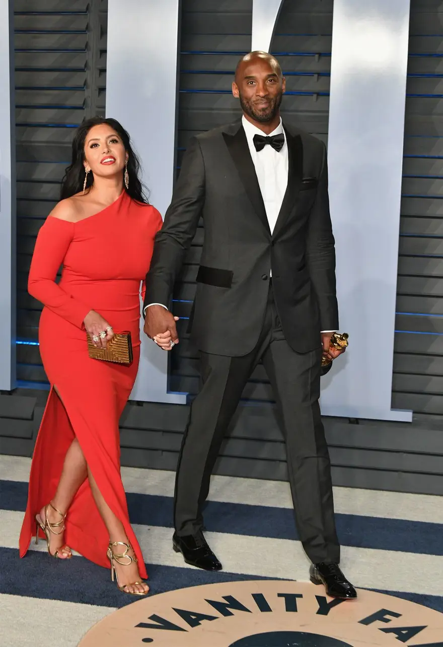 Kobe Bryant ile eşi Vanessa Bryant arasında helikopter anlaşması 2 Kobe Bryant ile eşi Vanessa Bryant arasında helikopter anlaşması 2