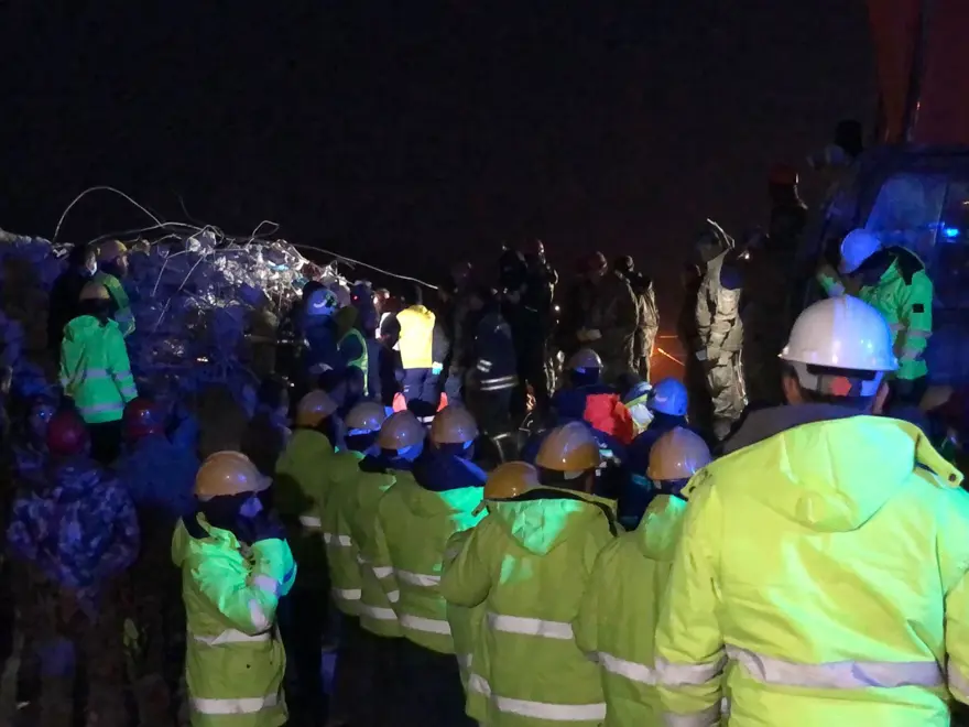 Deprem bölgesinden mucize kurtuluşlar 61