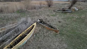 Türkiye'nin en büyük göllerinden. Kritik eşik aşıldı, simge kayıklar toprağa hapsoldu