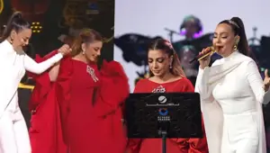 Ebru Gündeş ile Assala aynı sahnede. Hem Türkçe hem Arapça söylediler